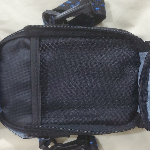 SAMSONITE Small Black Camera Bag Case with Adjustable Carry Strap Belt Loop-EC - Picture 4 of 9